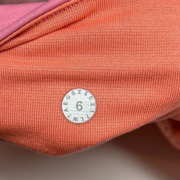 Lululemon Orange Athletic Quick-dry Perforated Final Lap Running Shorts Size 6 - Picture 6 of 6